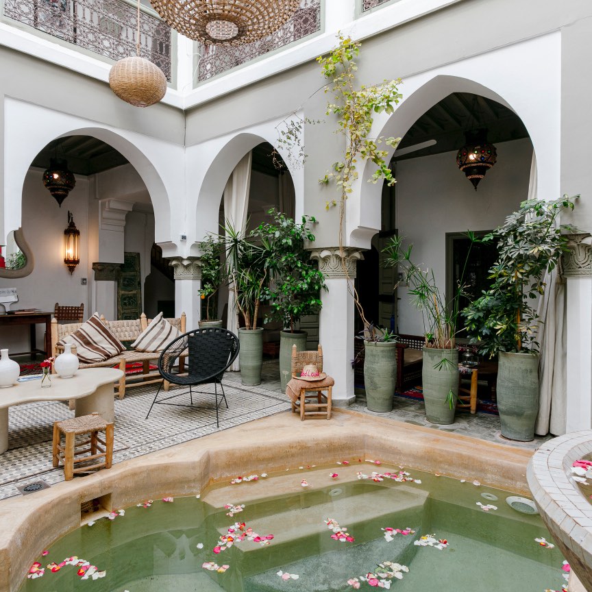 RIAD LOU